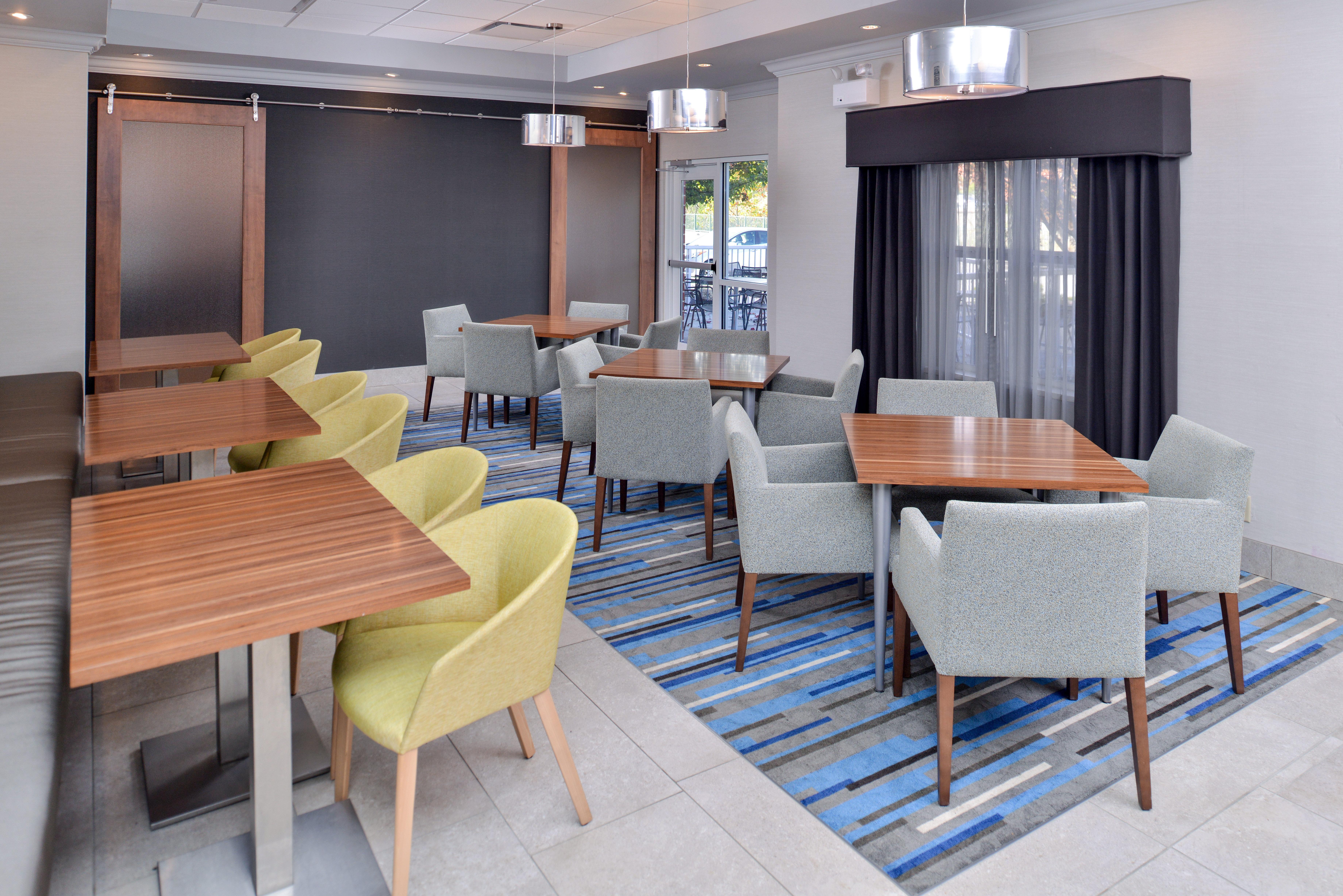 Holiday Inn Express Hotel & Suites St. Louis West-O'Fallon By Ihg Exterior foto