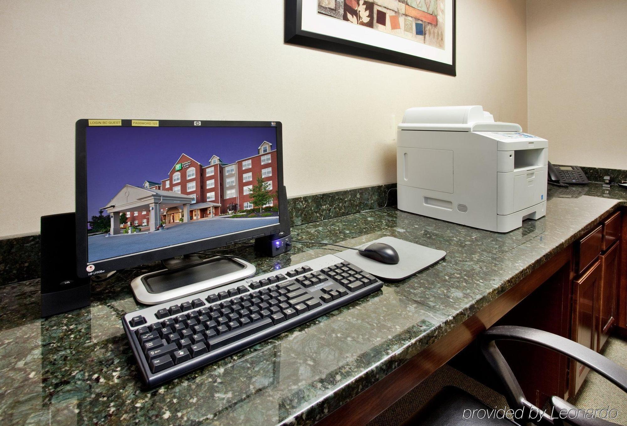 Holiday Inn Express Hotel & Suites St. Louis West-O'Fallon By Ihg Instalações foto